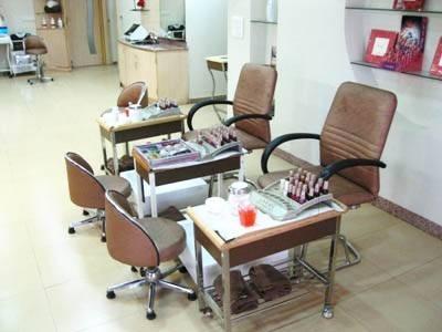 Lakme Salon, Bangalore, 